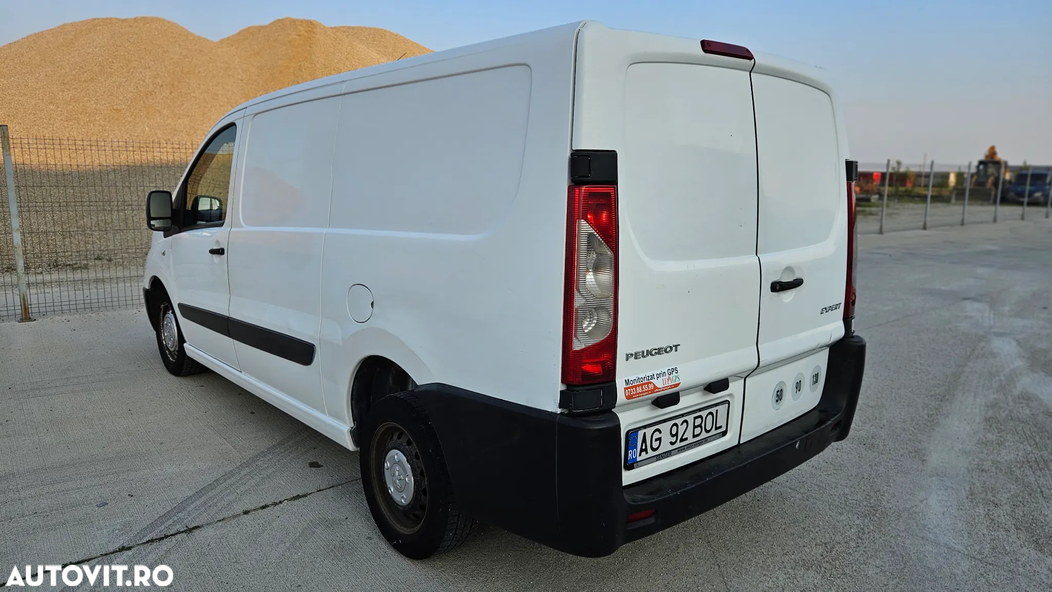 Peugeot Expert - 4