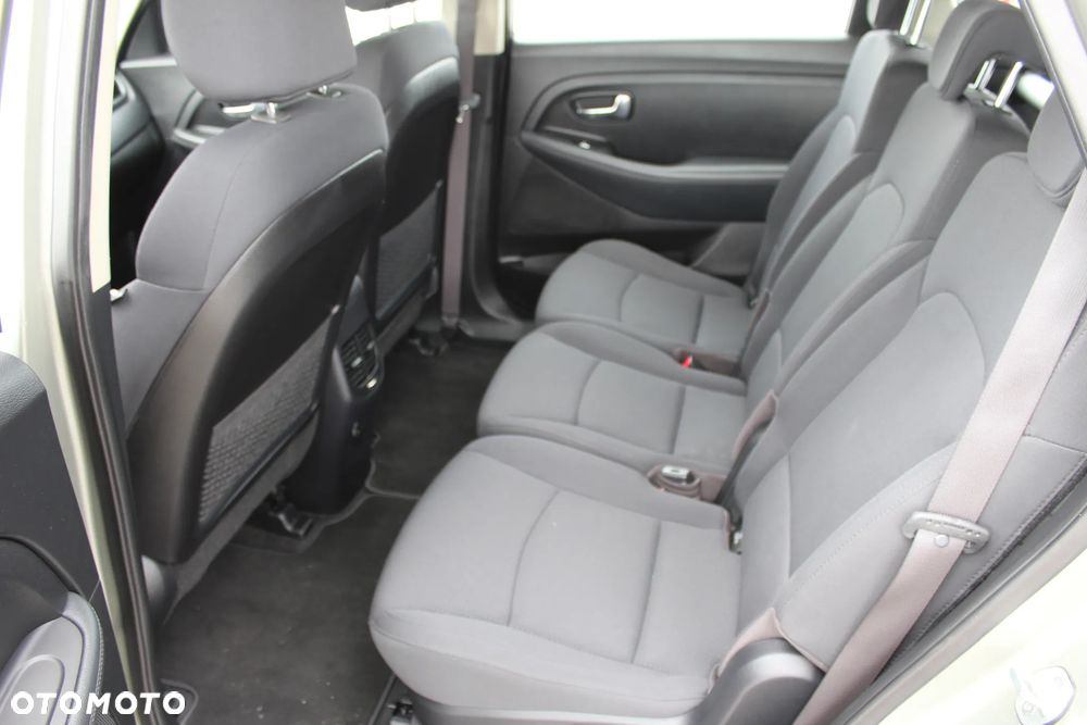 Kia Carens 1.6 GDI XL - 22