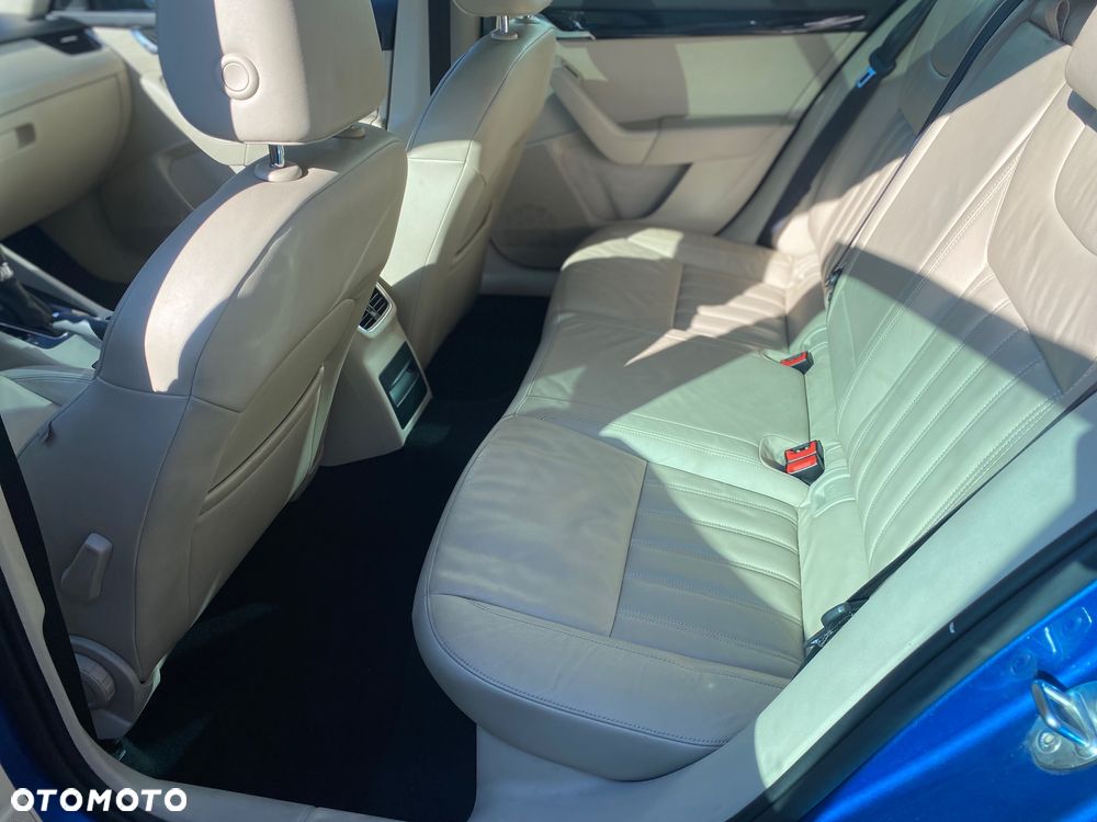 Skoda Octavia 1.8 TSI 4x4 Edition DSG EU6 - 11
