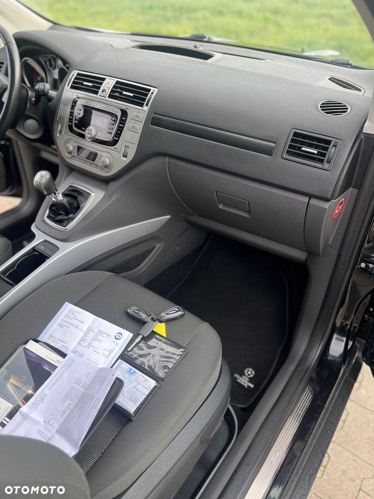 Ford Kuga 2.0 TDCi 2x4 Champions Edition - 24