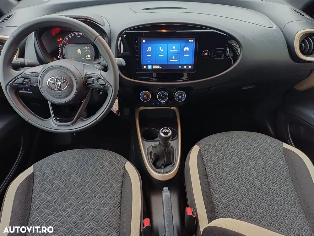 Toyota Aygo X 1.0l MT Dynamic - 9