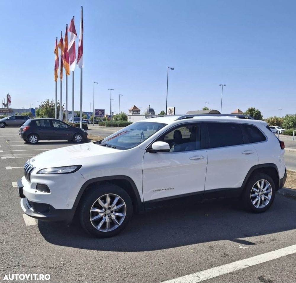 Jeep Cherokee 2015 photo 4