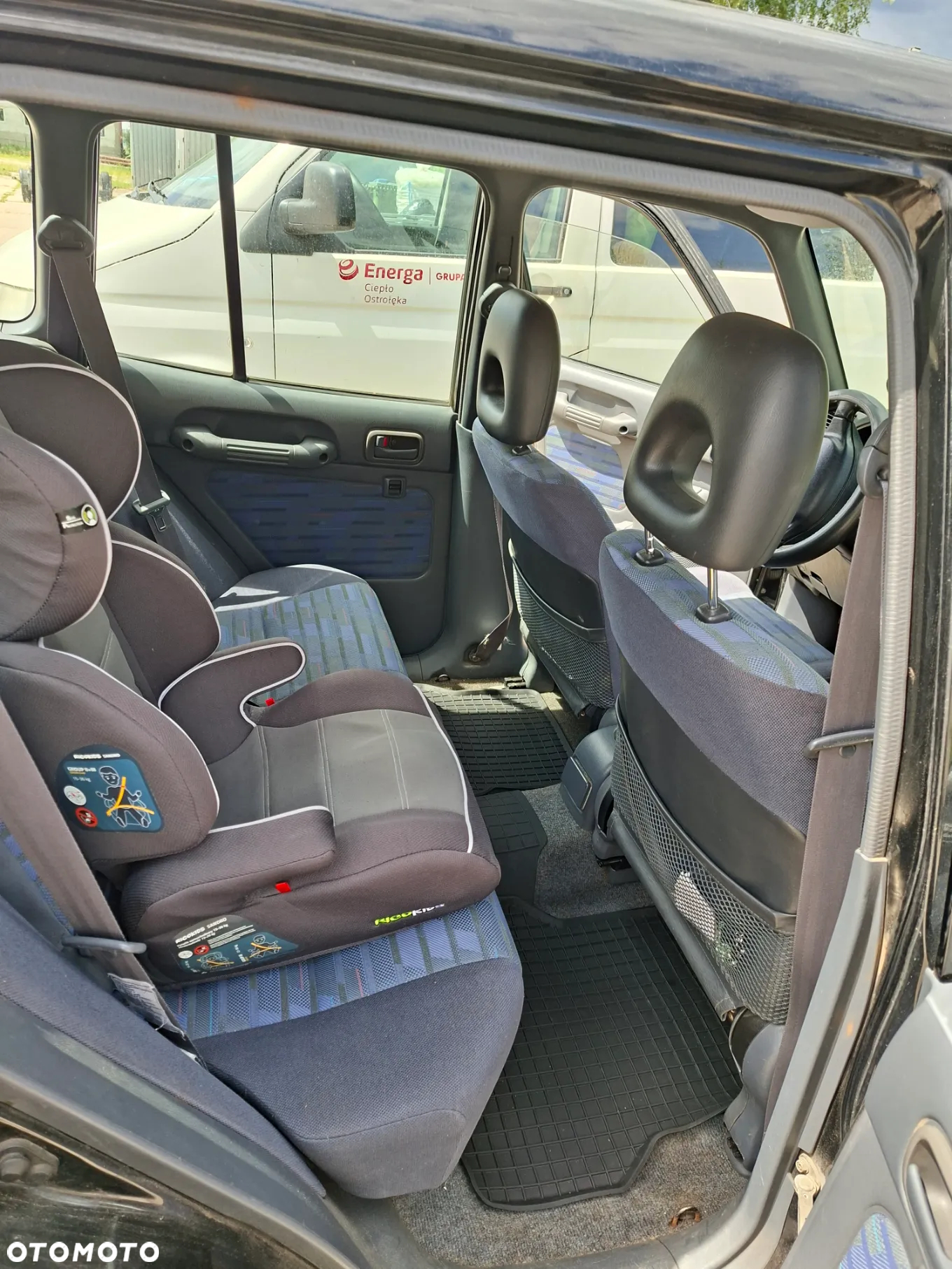 Toyota RAV4 2.0 - 14