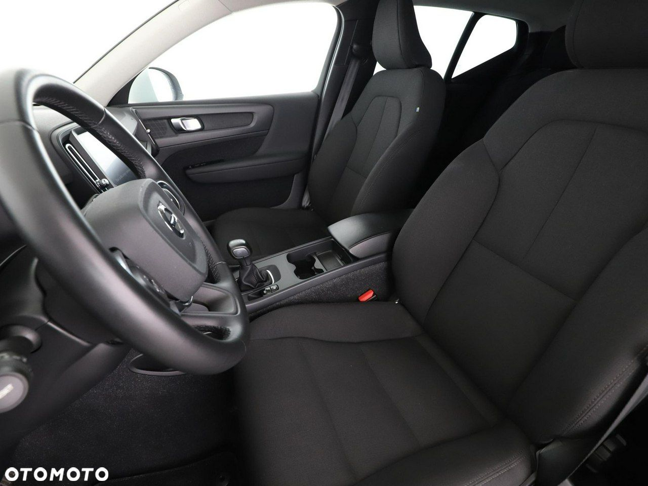 Volvo XC 40 T2 Momentum Core - 13