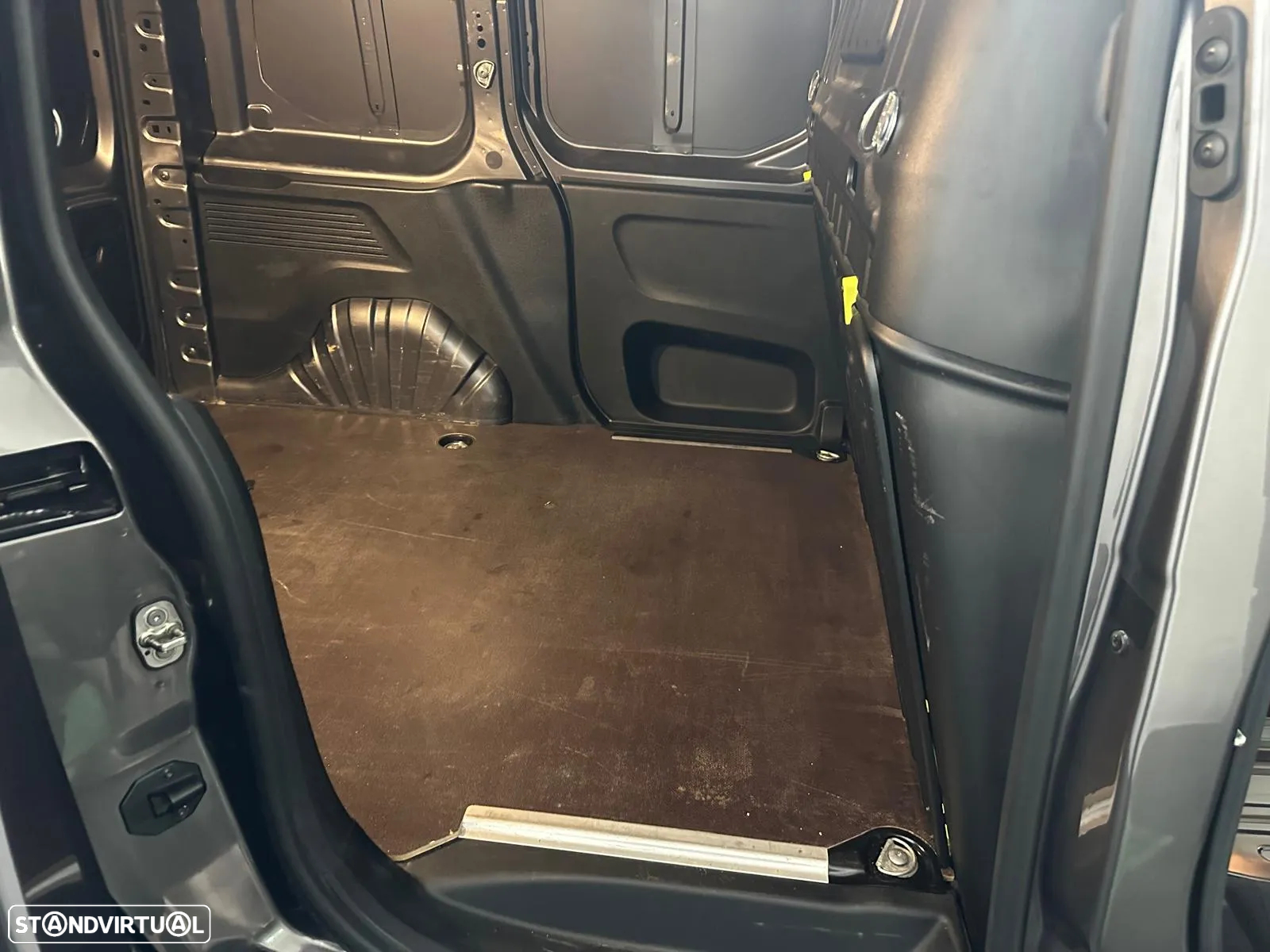 Peugeot Partner 1.5 Blue-HDi Asphalt L1 - 22