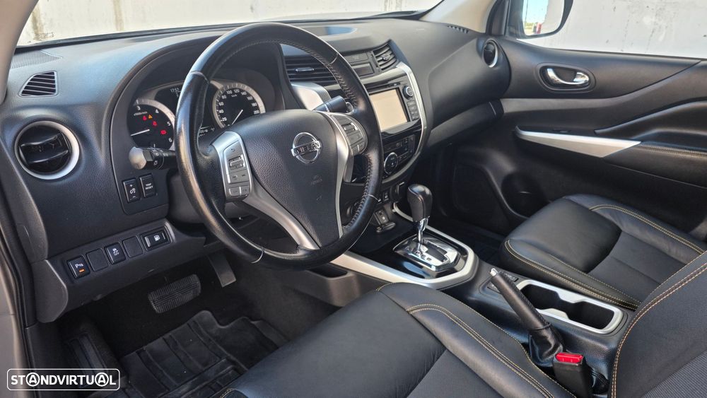 Nissan Navara 2.3 dCi CD 4WD N-Guard Auto - 12