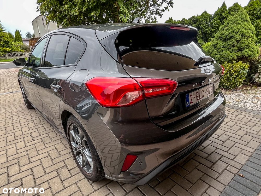 Ford Focus 1.0 EcoBoost Start-Stopp-System ST-LINE STYLE - 27