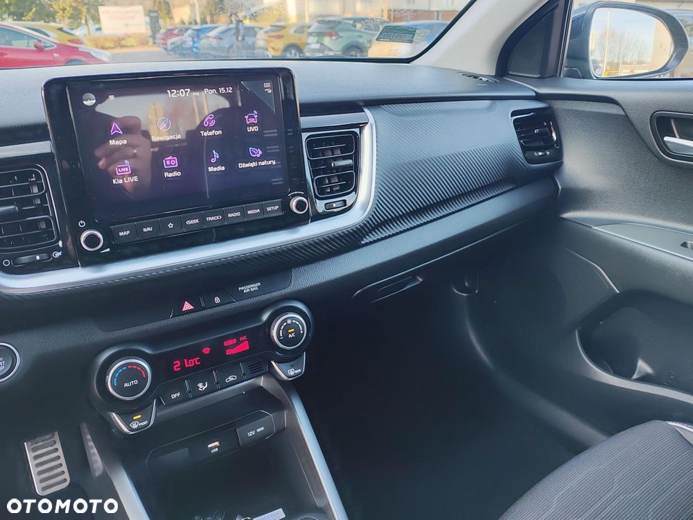 Kia Stonic 1.0 T-GDI GT Line - 24