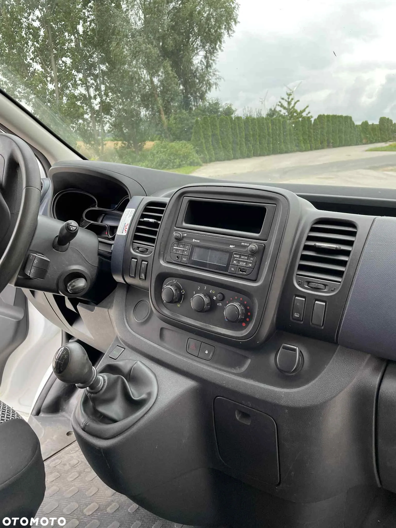 Opel Vivaro - 6
