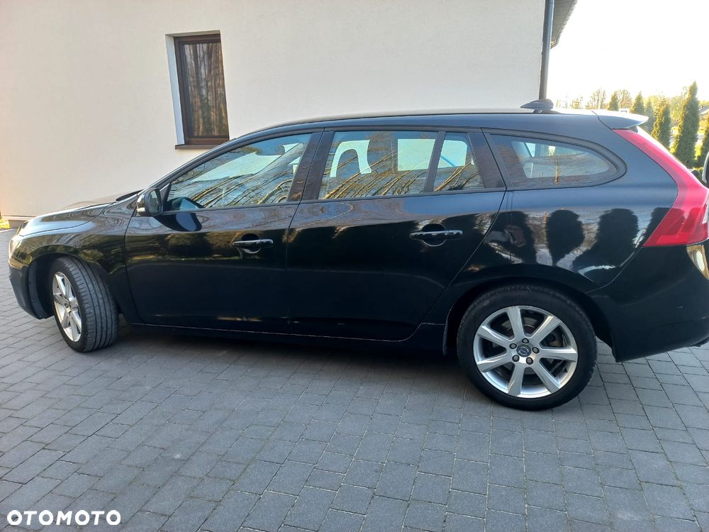 Volvo V60 D2 Geartronic Powershift Edition - 4