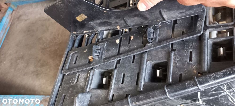 GRILL ATRAPA MERCEDES GL X164 A1648801485 - 5