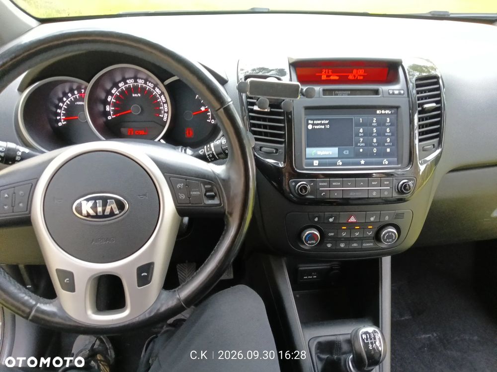 Kia Venga 1.4 Business Line - 9