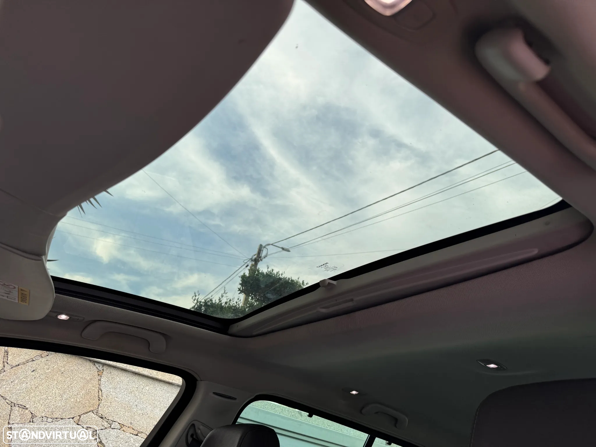Renault Espace 1.6 dCi Initiale Paris EDC - 12