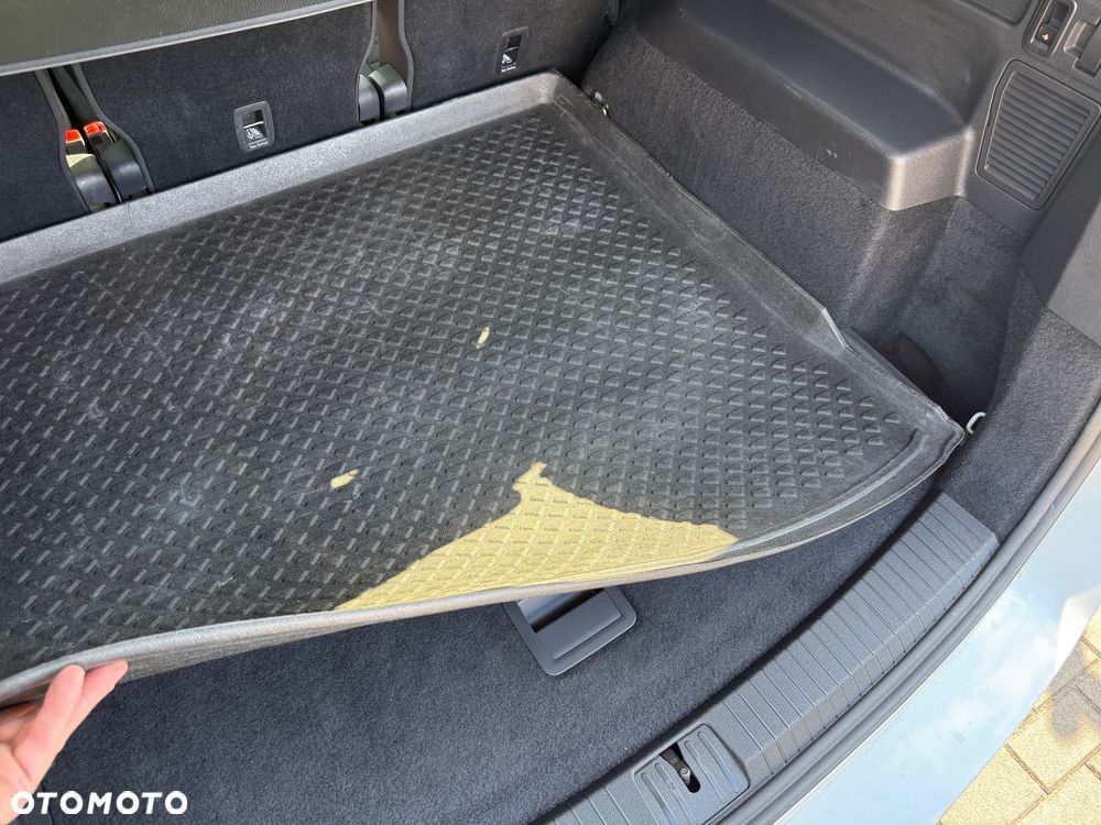 Volkswagen Touran 1.5 TSI EVO Highline DSG - 38