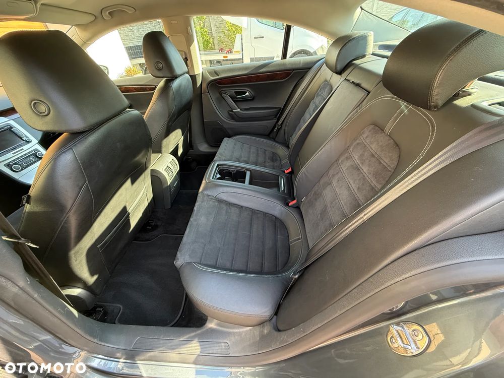 Volkswagen Passat CC - 14