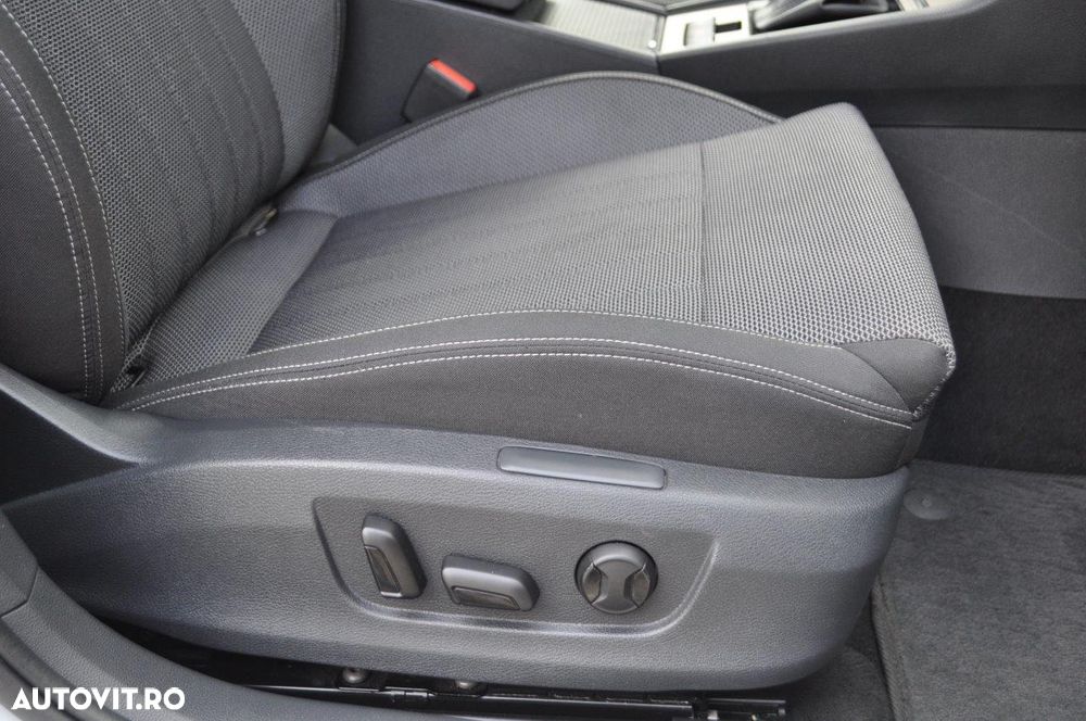 Skoda Superb 2.0 TDI DSG Style - 17