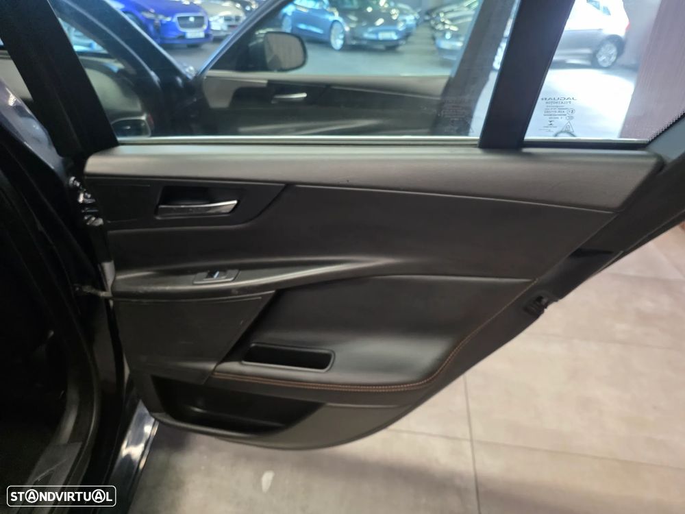 Jaguar XE E-Performance Aut. Prestige - 34