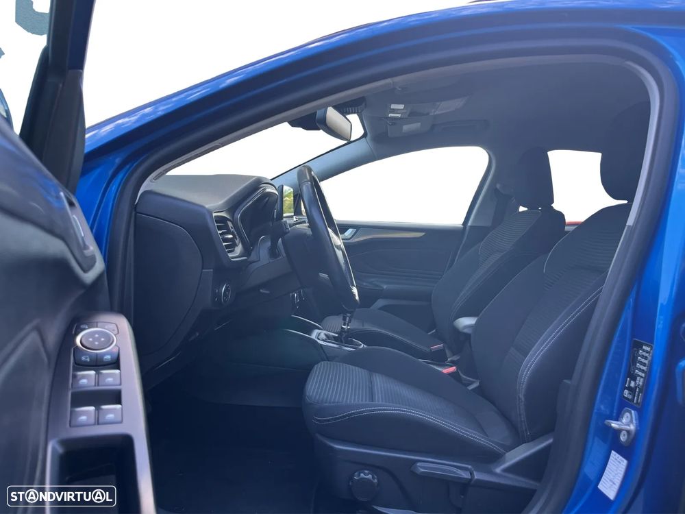 Ford Focus SW 1.5 TDCi EcoBlue Business - 11
