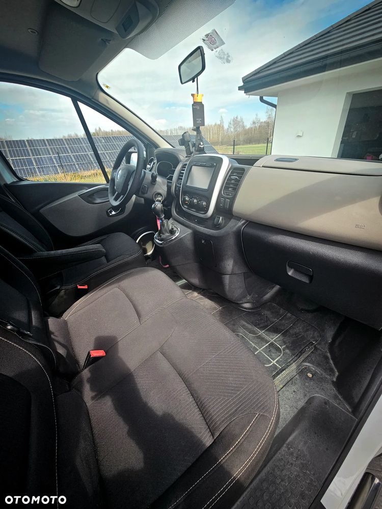 Renault Trafic Grand 1.6 dCi - 7
