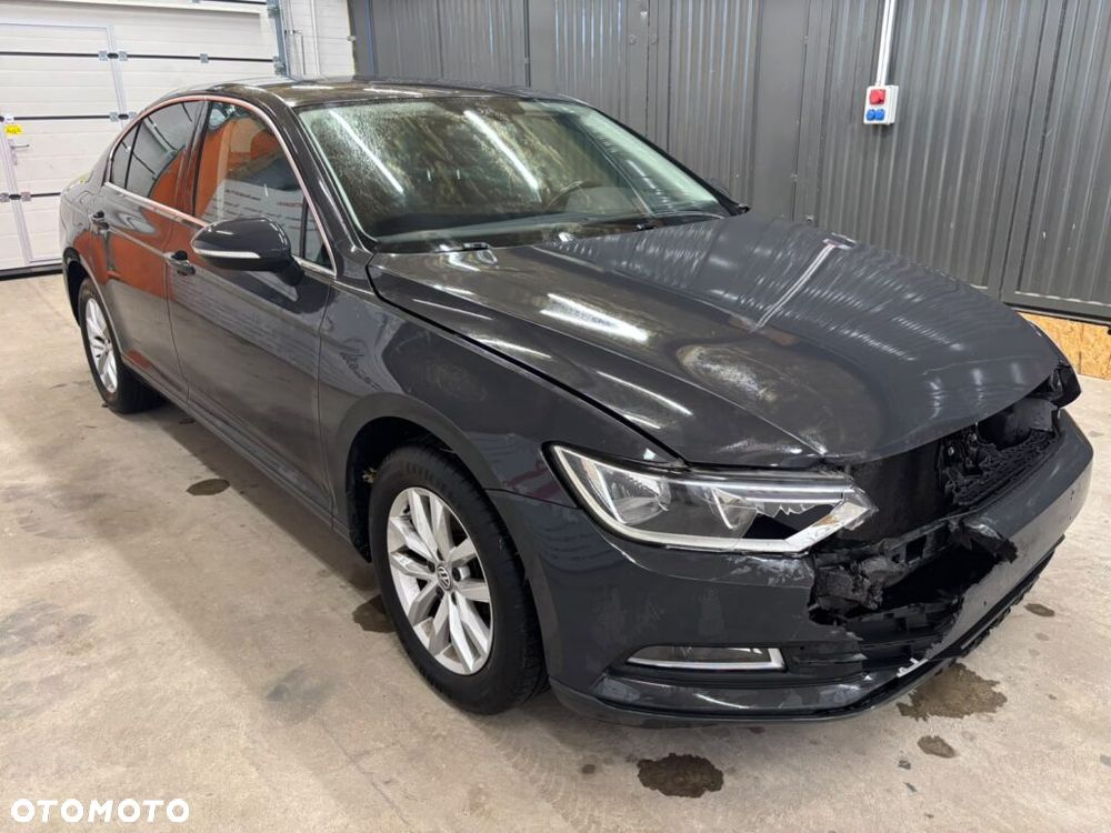 Volkswagen Passat B8 (2014-2023) 1.4 TSI ACT (BlueMotion Technology) Highline, 2015