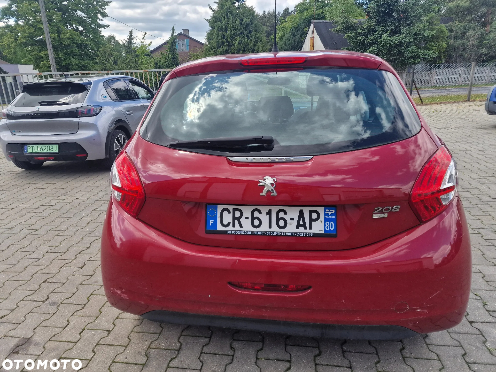 Peugeot 208 e-HDi 115 Stop&Start Allure - 12