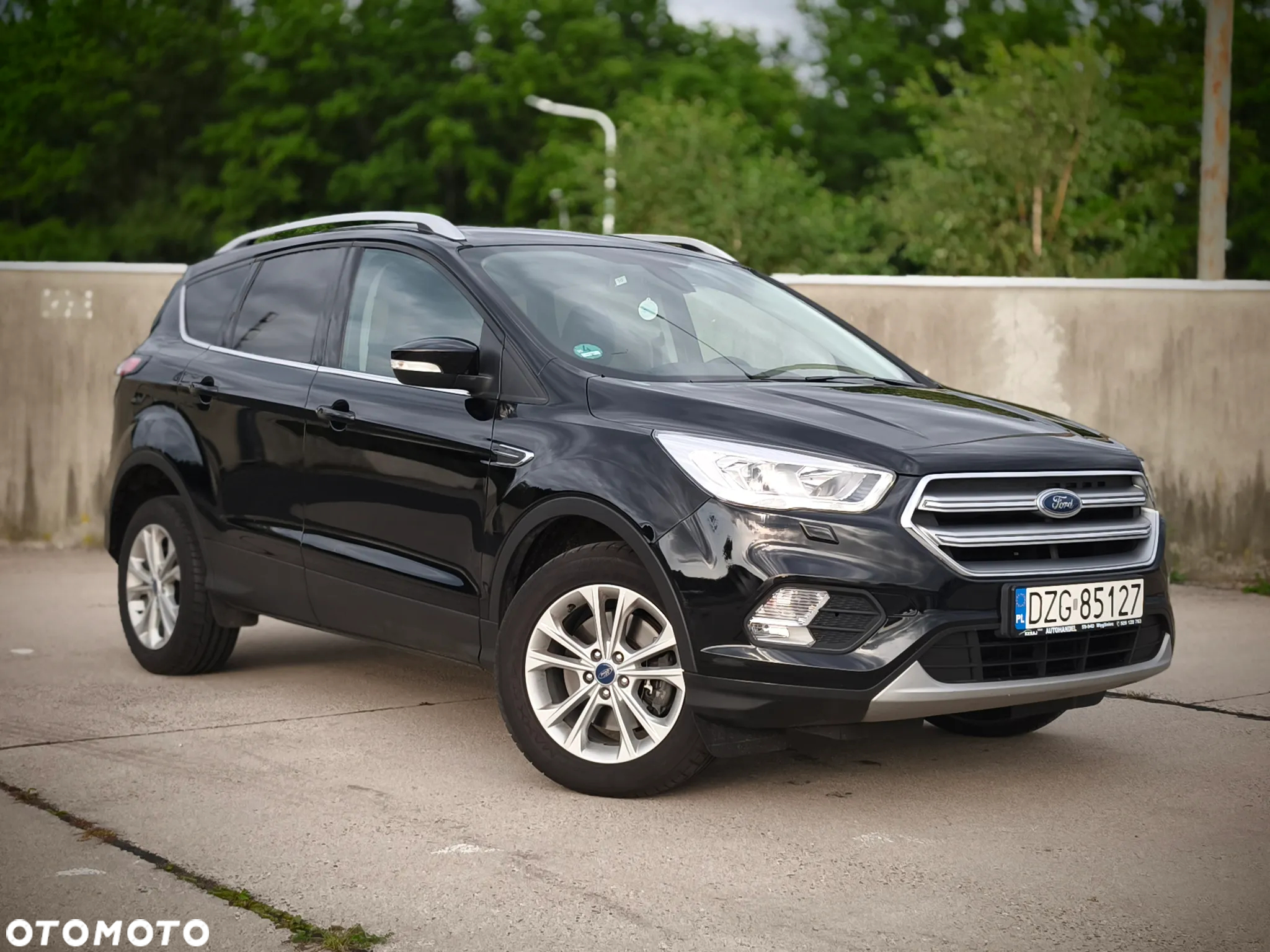 Ford Kuga 2.0 TDCi 2x4 Trend - 2