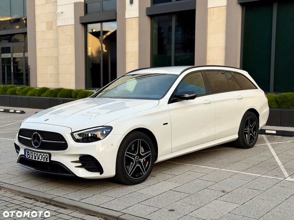 Mercedes-Benz Klasa E 300 de AMG - 2