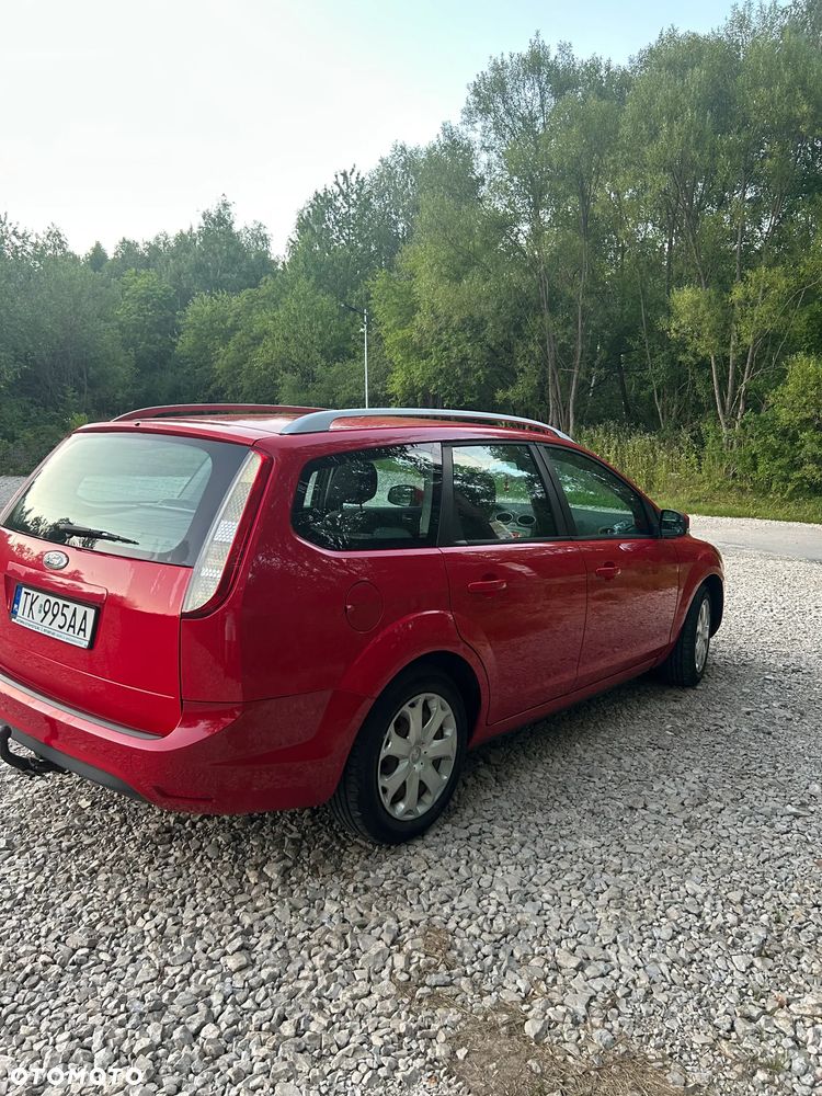 Ford Focus 1.6 Ambiente - 3