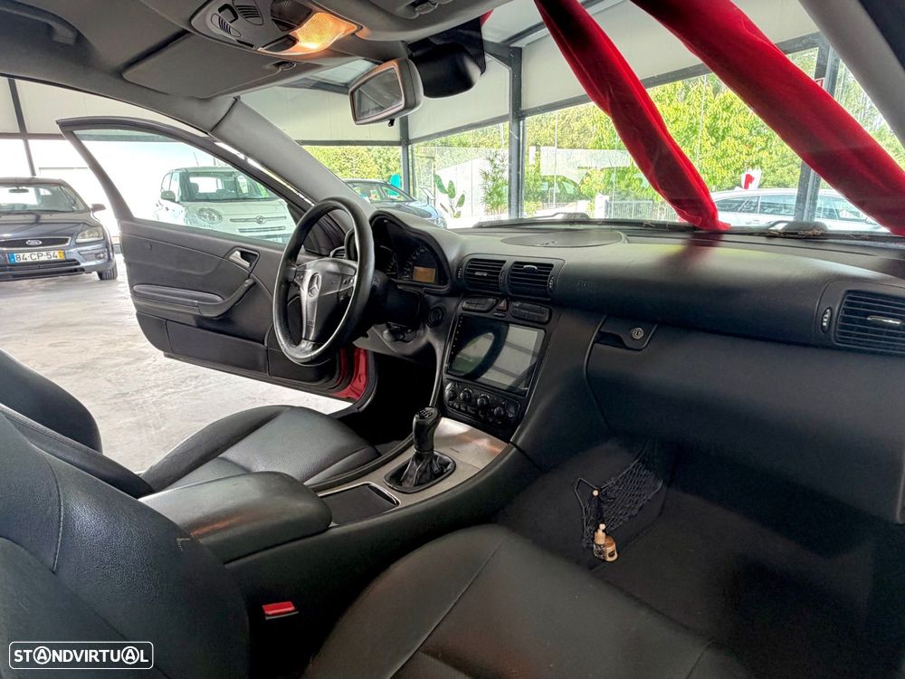 Mercedes-Benz C 200 Sport Coupé Kompressor Evolution - 18