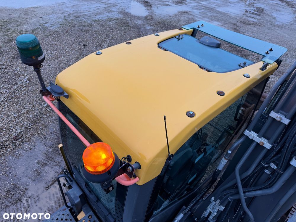 Volvo EC 140 EL - 17