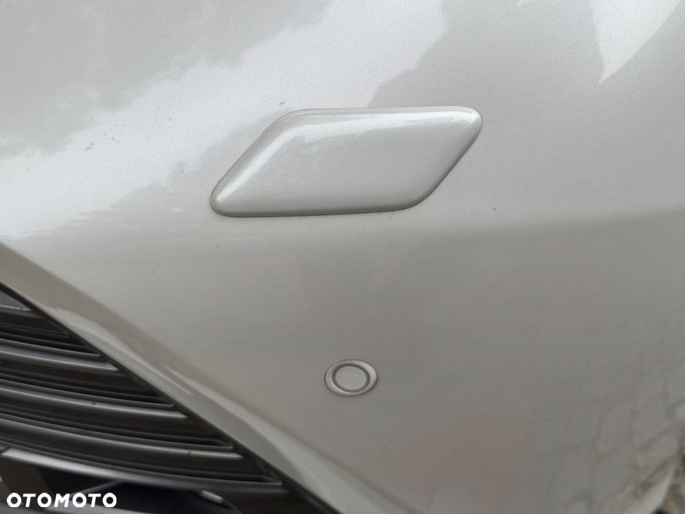 Toyota Camry 2.5 Hybrid Executive CVT - 39