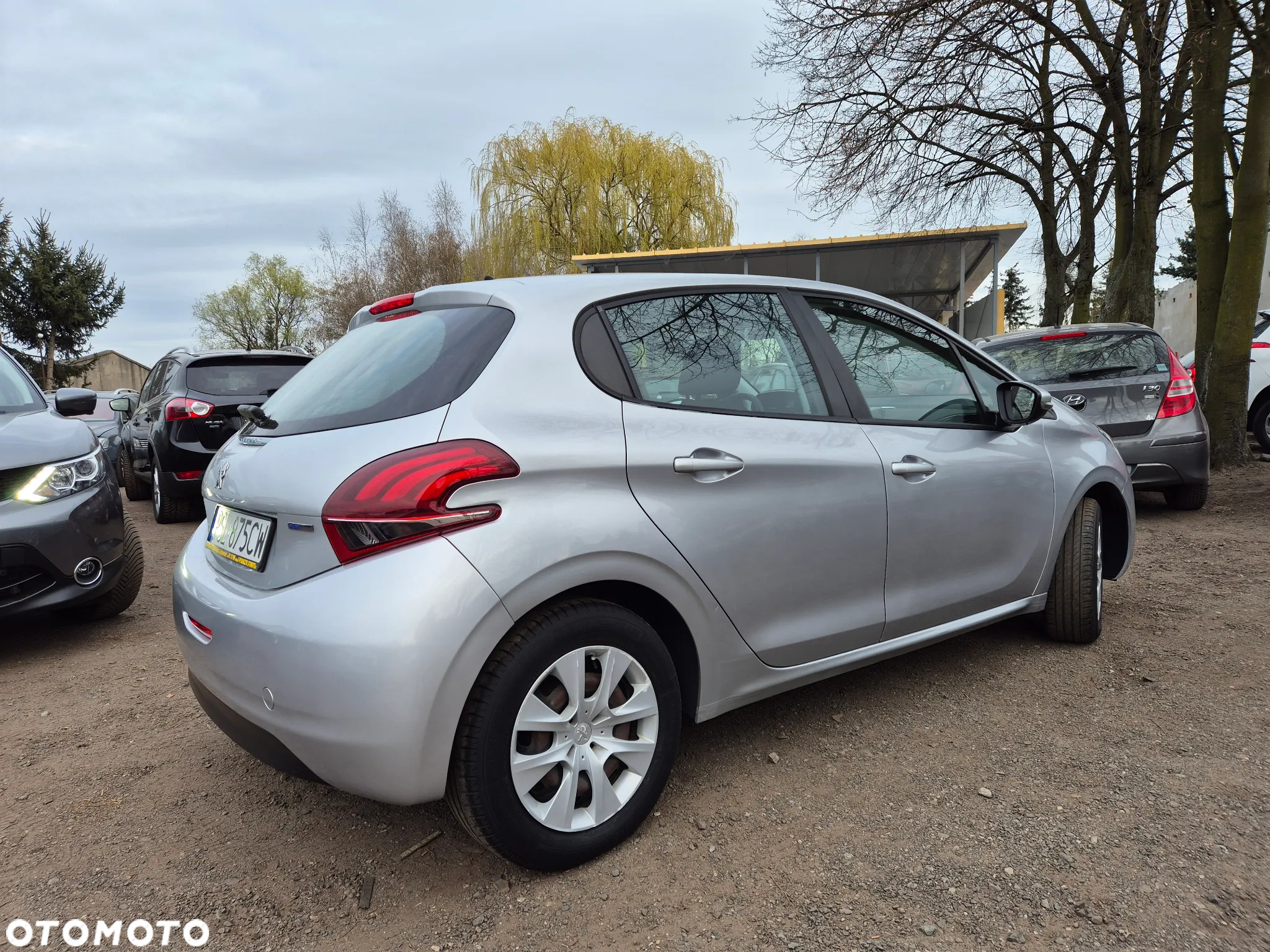 Peugeot 208 1.2 PureTech Active - 5