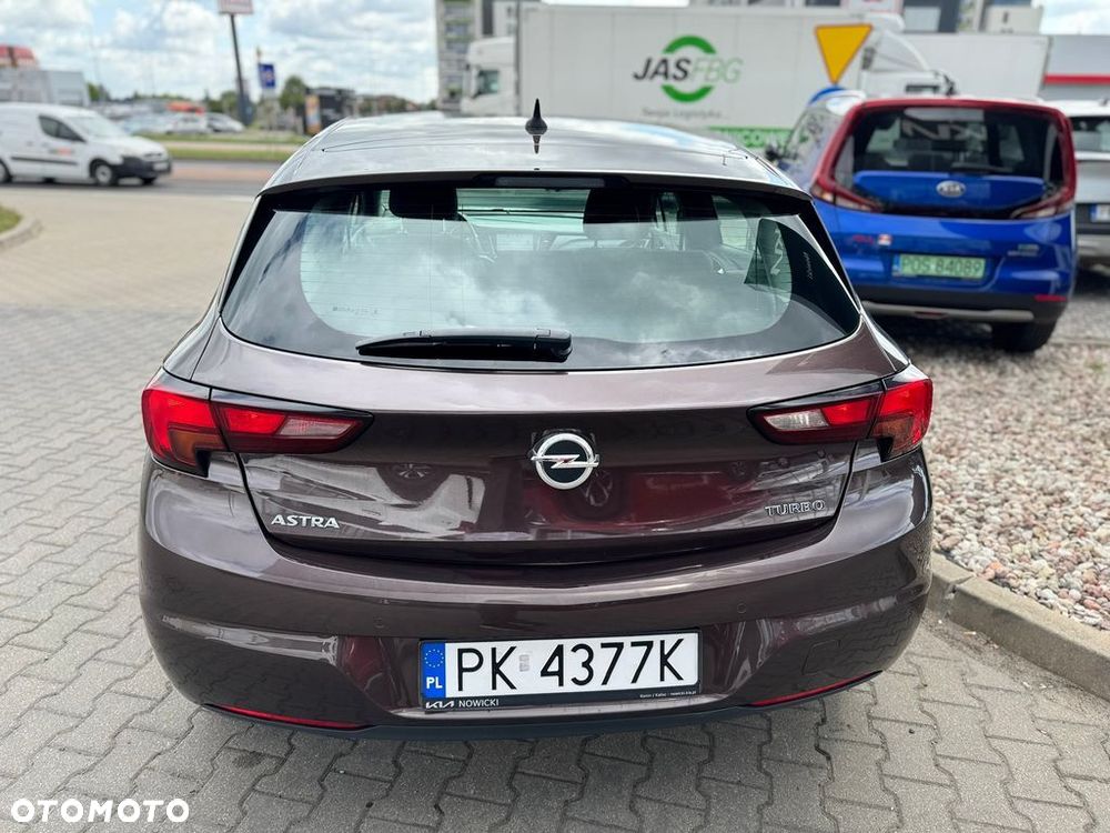 Opel Astra - 4