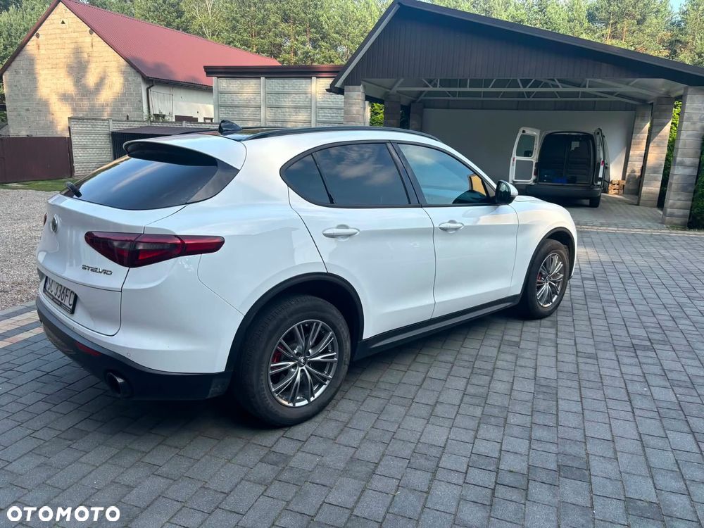 Alfa Romeo Stelvio 2.0 Turbo TI Q4 - 3