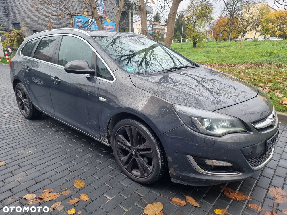 Opel Astra 2015 photo 2
