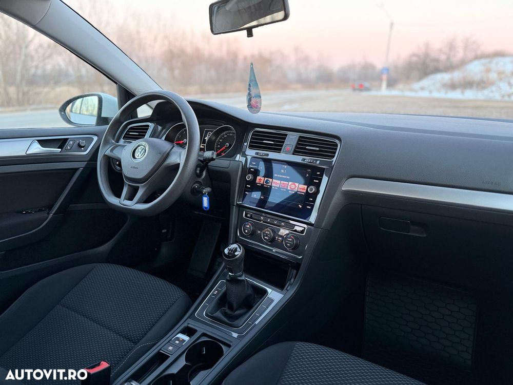 Volkswagen Golf 1.0 TSI Trendline - 5