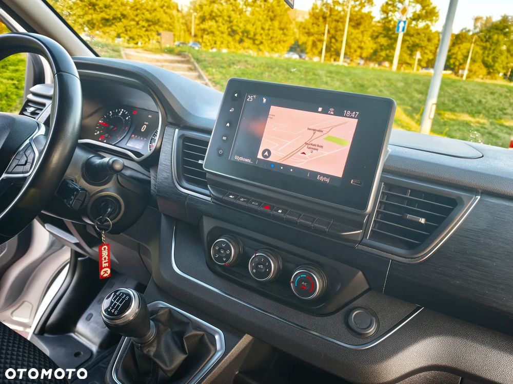 Renault Trafic - 9