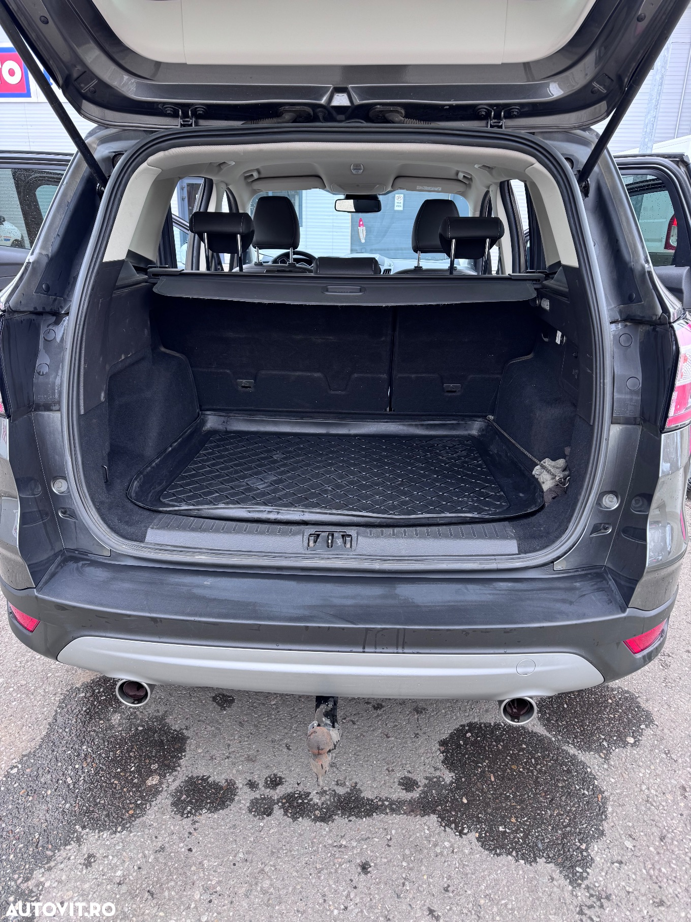 Ford Kuga 2.0 TDCi 4WD Powershift Titanium - 17