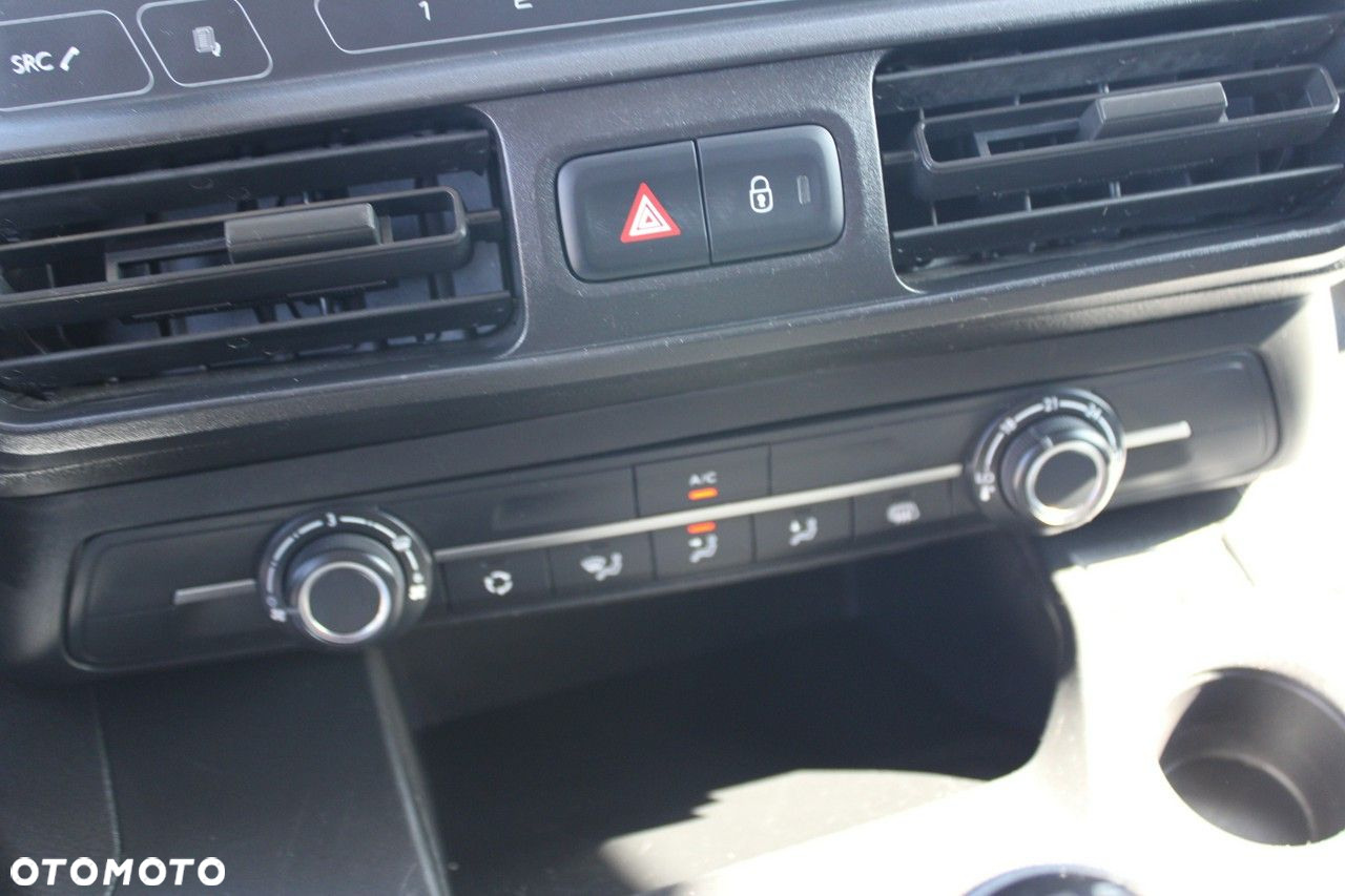 Toyota Proace City - 19