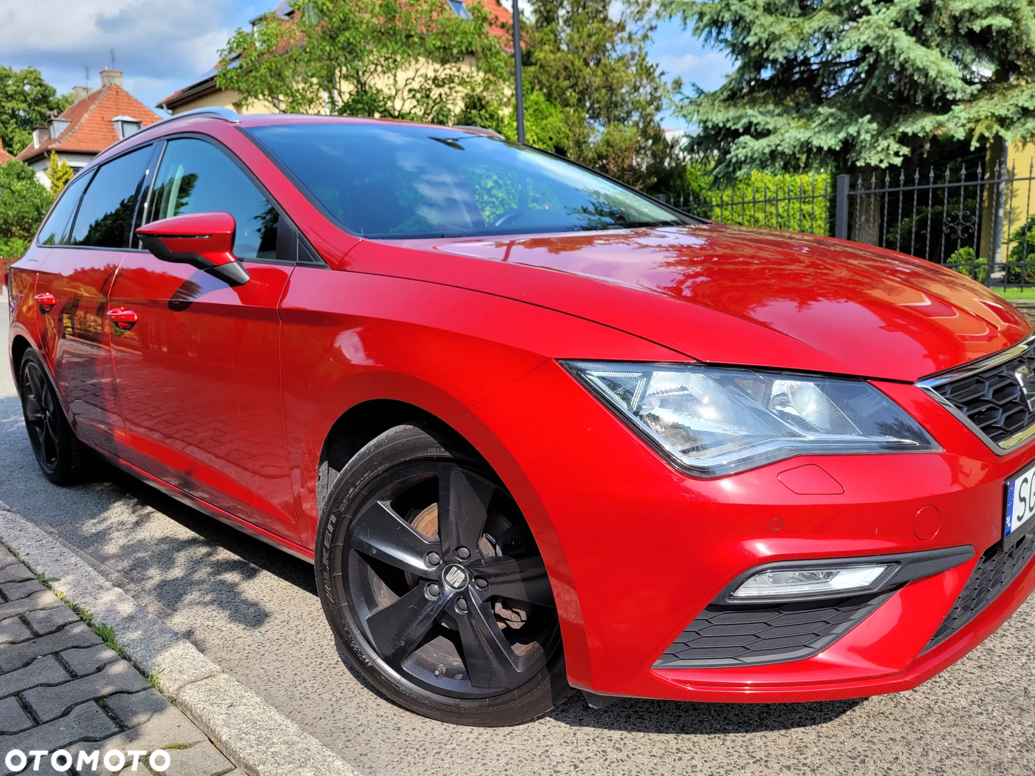 Seat Leon Sportstourer 2.0 TDI FR Plus - 6