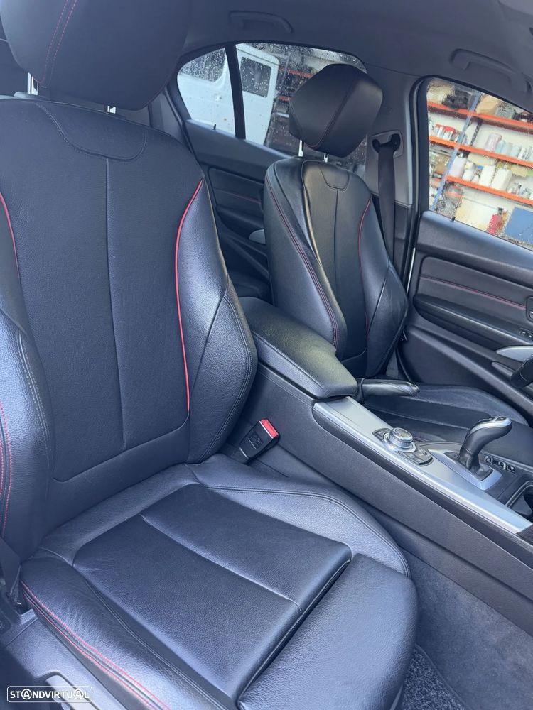 BMW 328 i Auto Pack M - 12