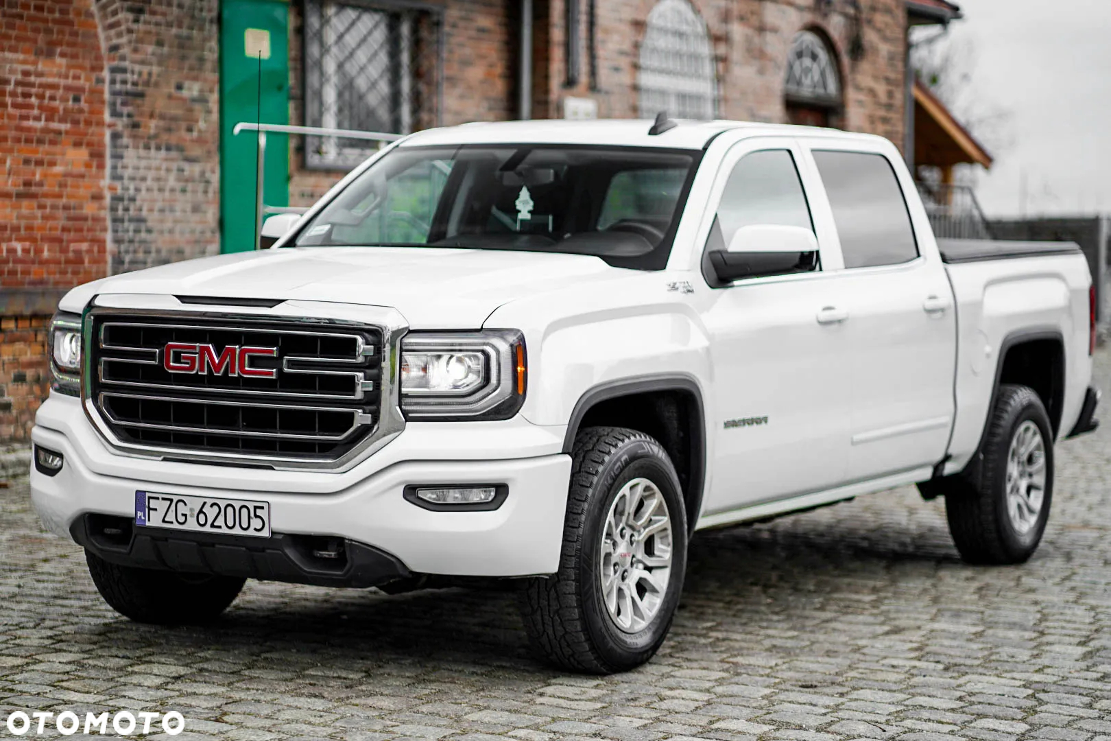GMC Sierra - 15