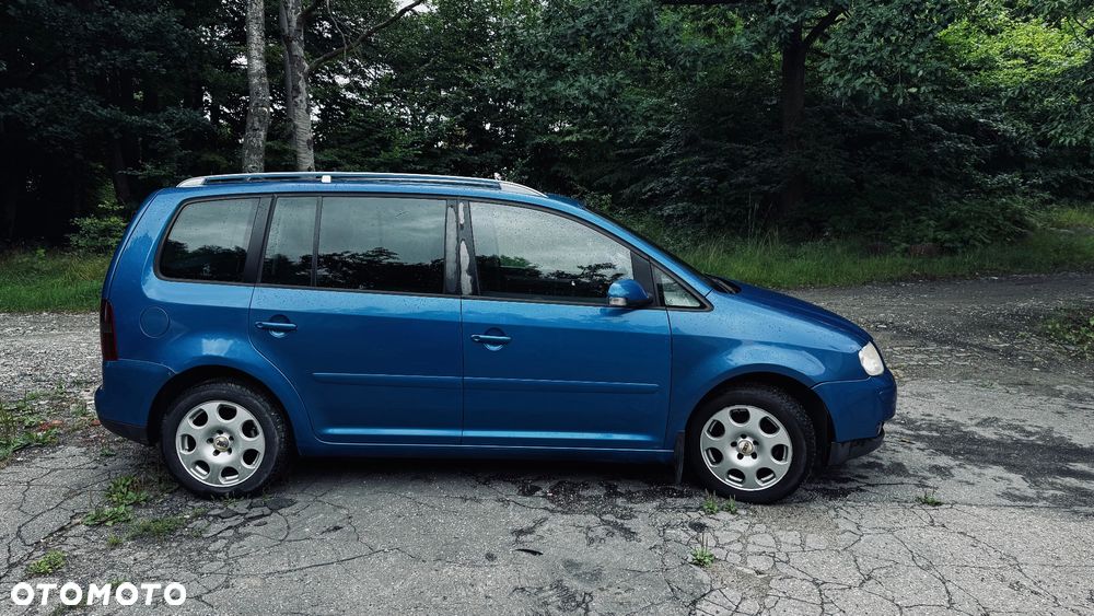 Volkswagen Touran - 7