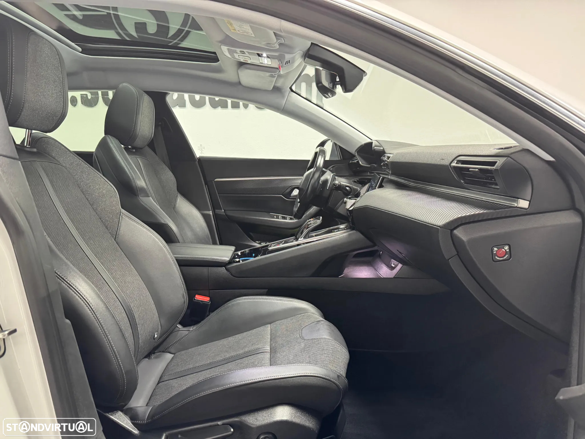 Peugeot 508 SW 1.6 Hybrid Allure e-EAT8 - 22