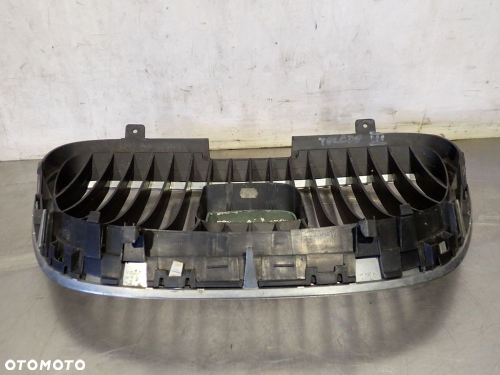 GRILL ATRAPA SEAT TOLEDO III 5P0853654 - 4