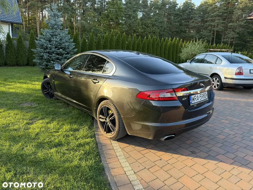 Jaguar XF 3.0 V6 D Premium Luxury - 6