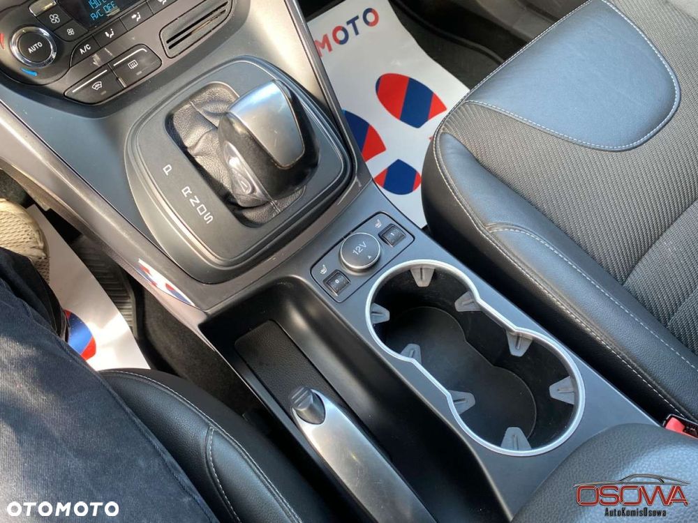 Ford Kuga - 22