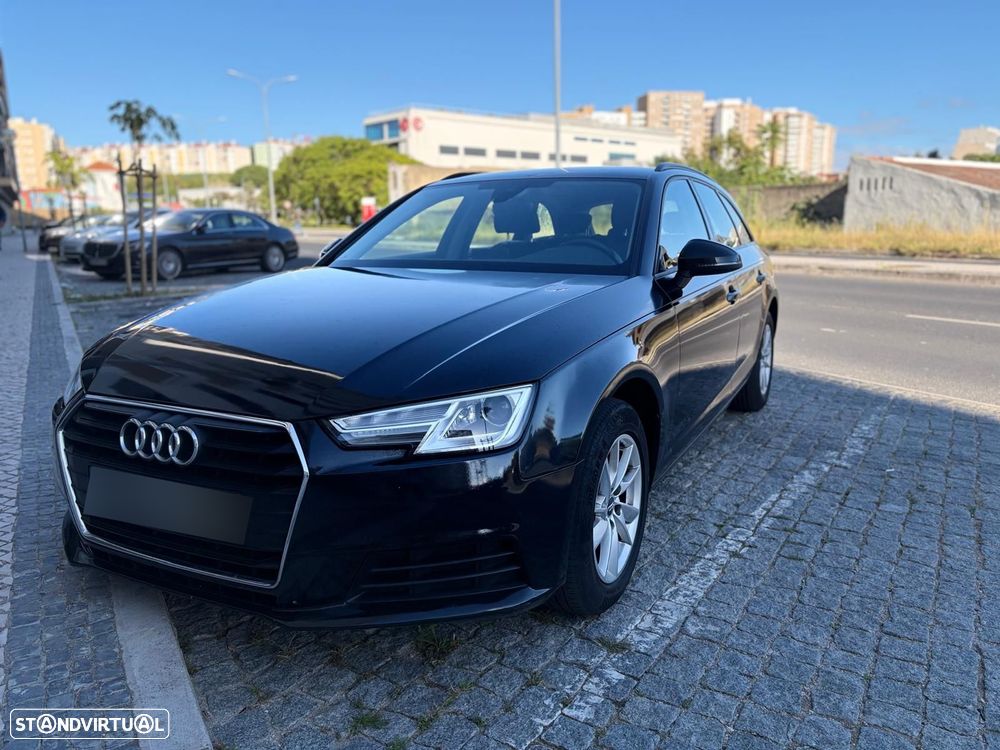 Audi A4 Avant 2.0 TDI - 1