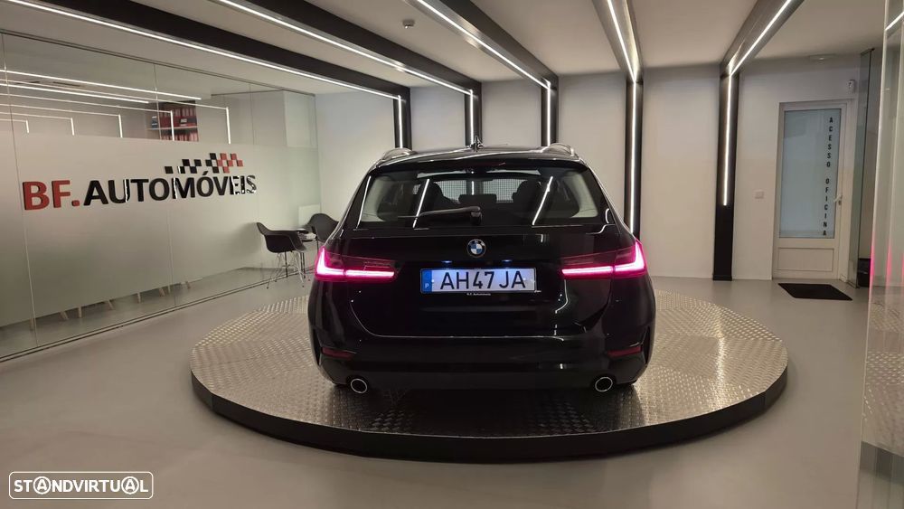 BMW 318 d Touring Auto - 16