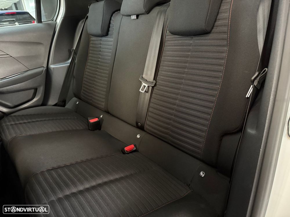 Peugeot e-208 50 kWh Allure - 15